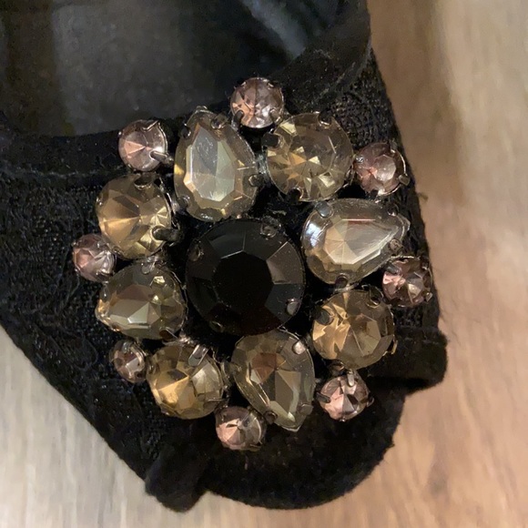 GUESS Black Lace high heels - Size 6.5 - Picture 3 of 5